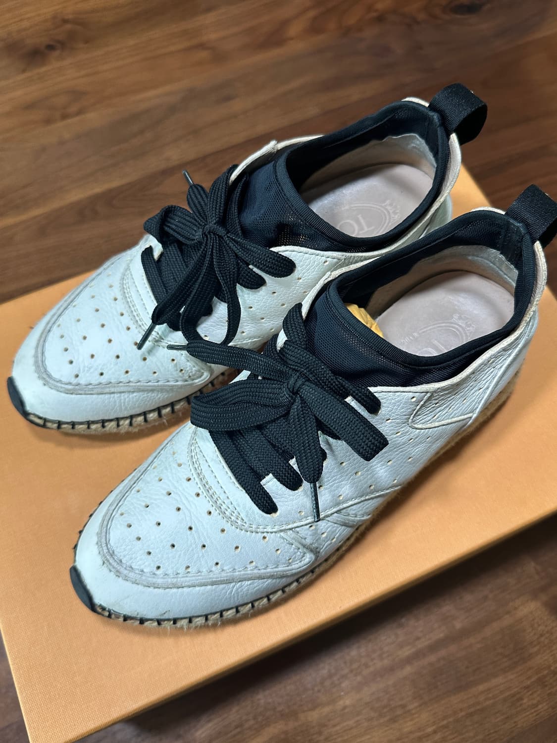 TOD‘s 곰마 런 레더 스니커즈 240 상품이미지1