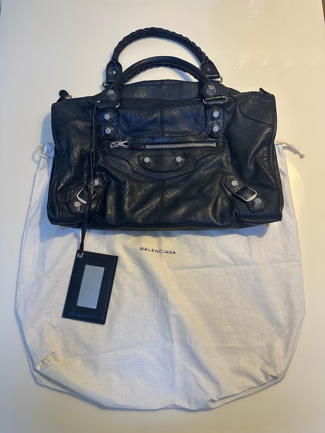 발렌시아가 모터백 라지 블랙 상품이미지1