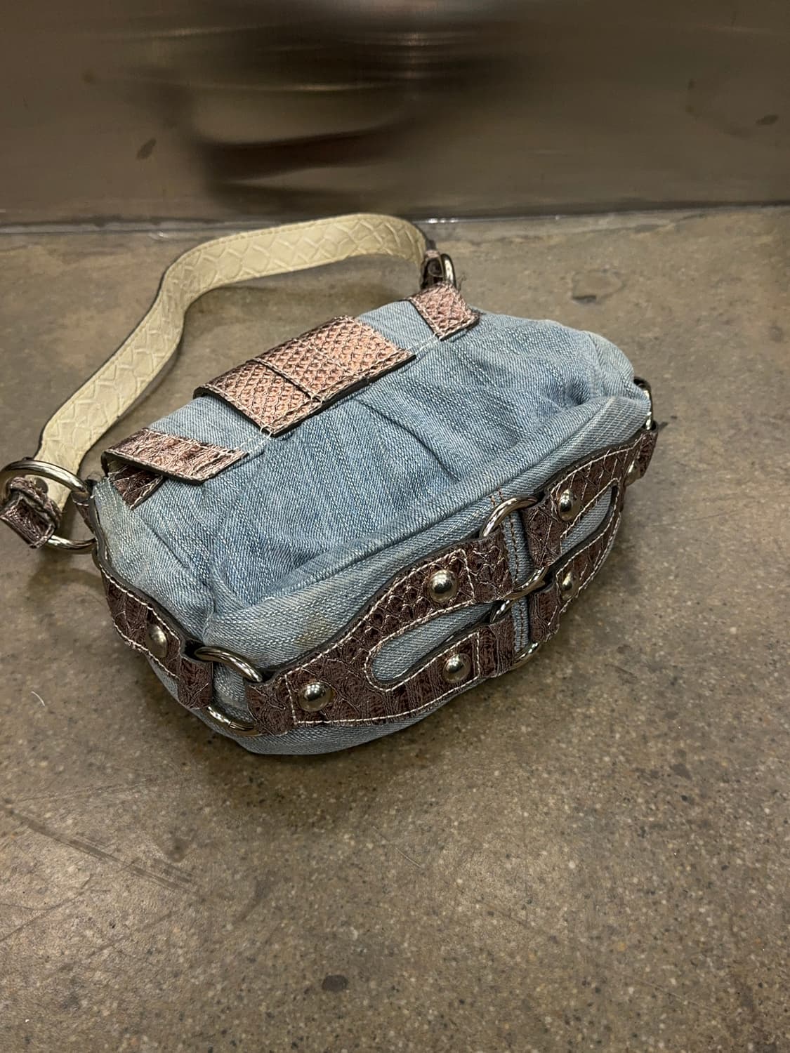 Guess rare denim shoulder bag 상품이미지4