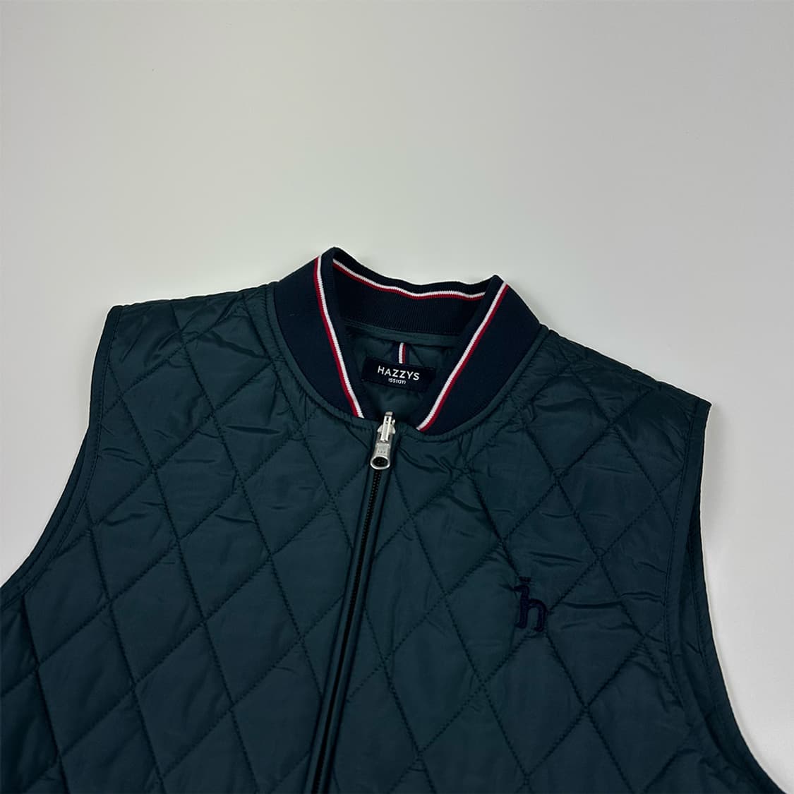 헤지스 퀼팅 베스트 상품이미지3