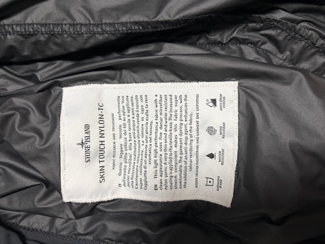 스톤아일랜드 스킨터치 나일론 TC 블랙 M 사이즈 상품이미지5