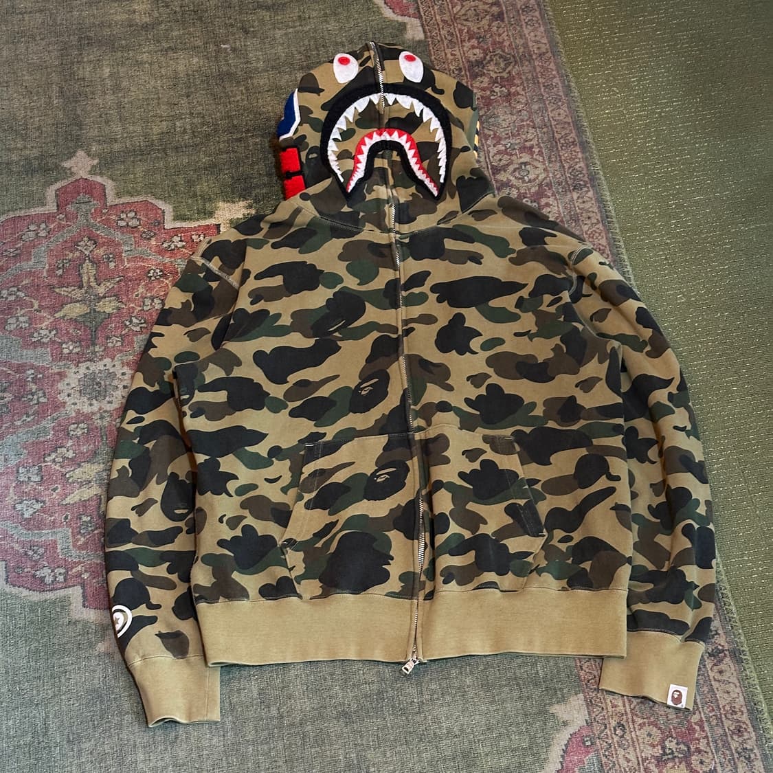 베이프 카모 샤크 후드 집업  상품이미지2