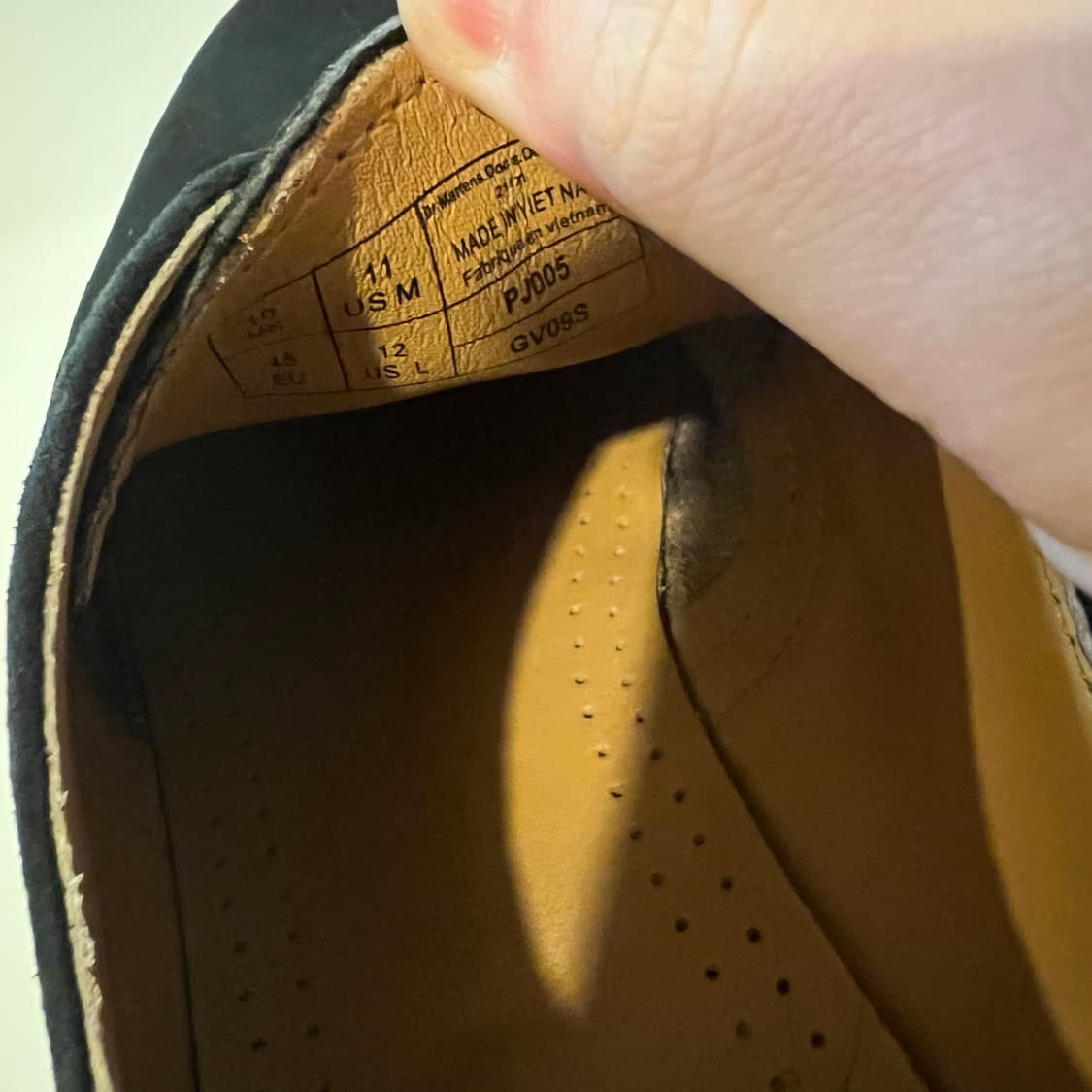 닥터마틴 1461 스웨이드 3홀 블랙 상품이미지6