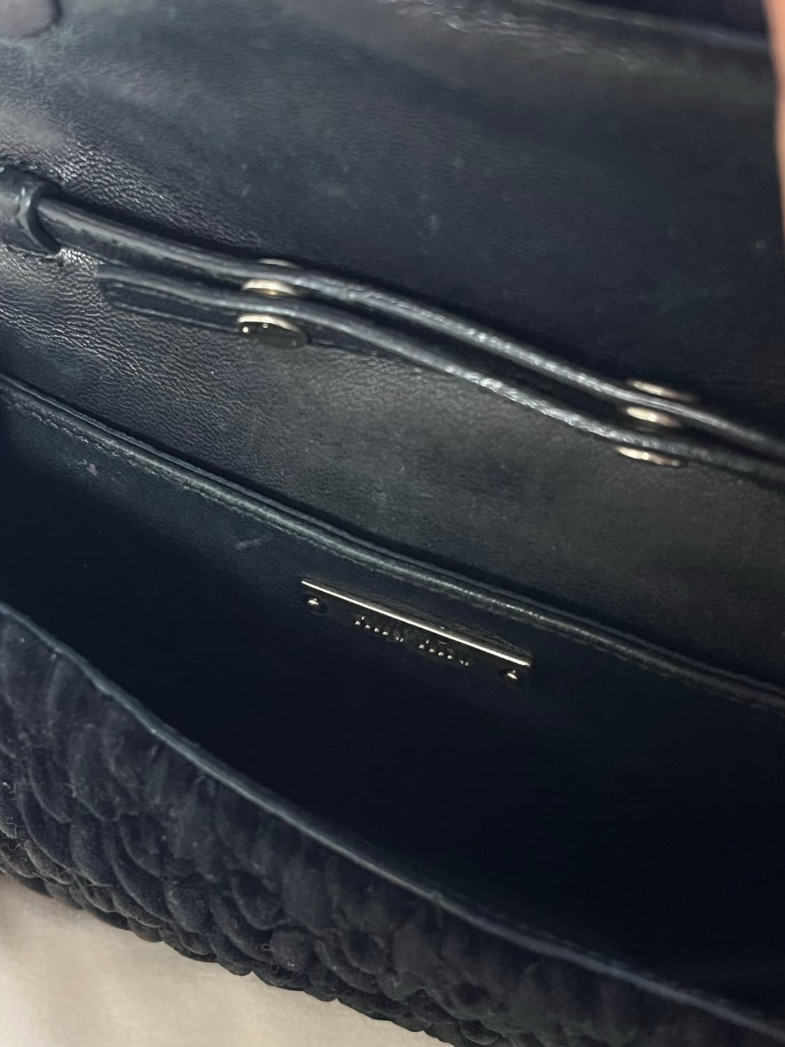 미우미우 마테라쎄 벨벳 체인백 상품이미지4