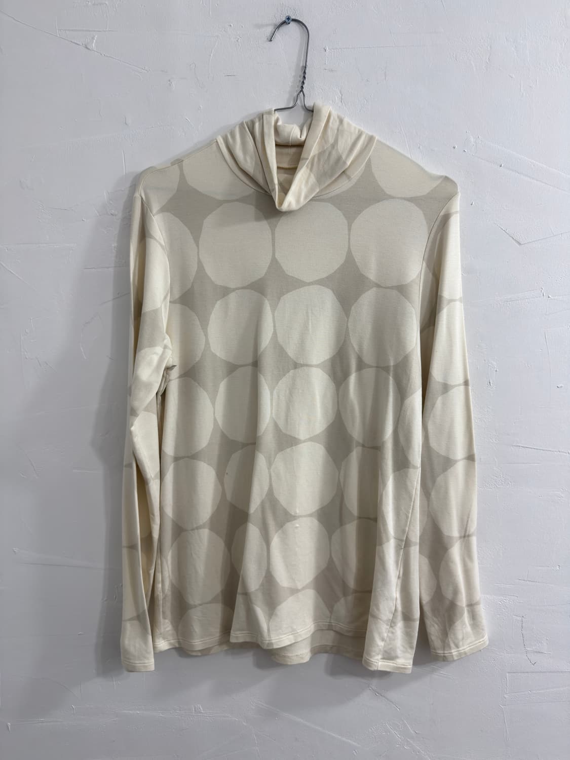 uniqlo x marimekko heattech dot top 상품이미지3