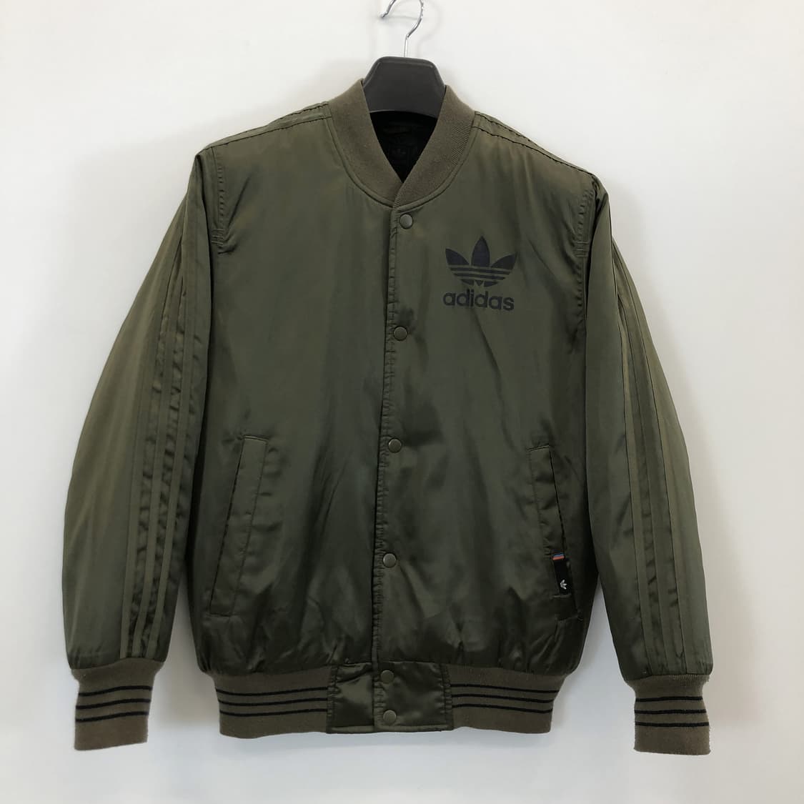 아디다스 00s 백로고 카키 봄버점퍼 S  상품이미지1