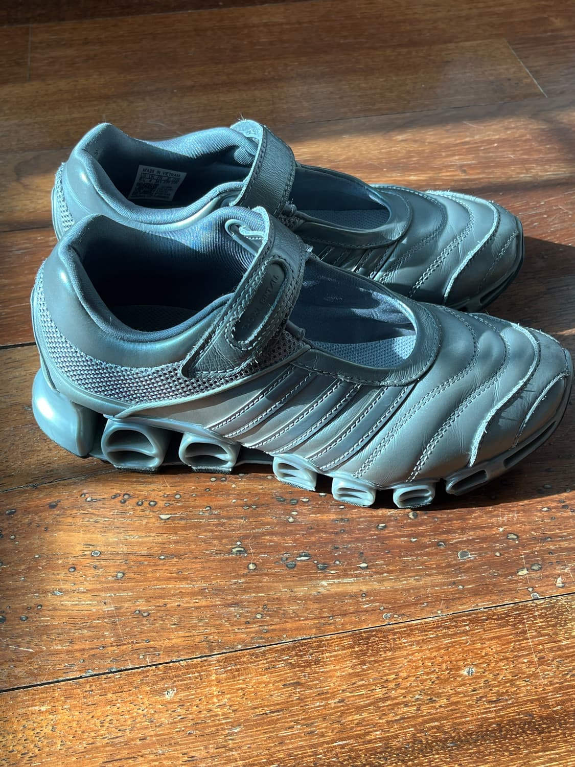 아디다스 타끄와 콜라보 메리제인 운동화 상품이미지3