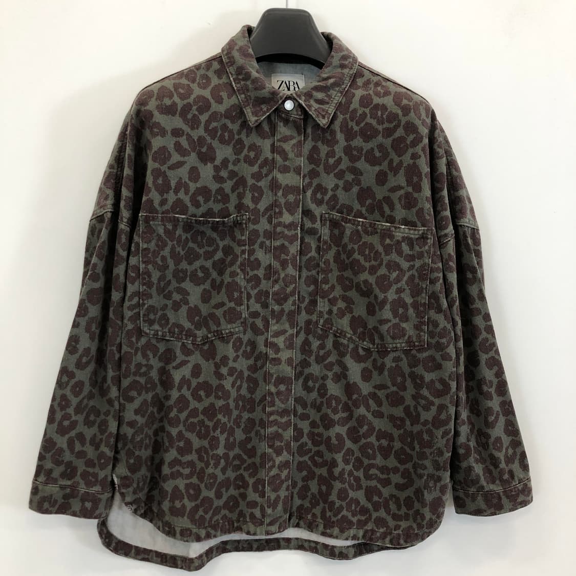 자라 레오파드 루즈핏 오버데님셔츠 L 상품이미지1
