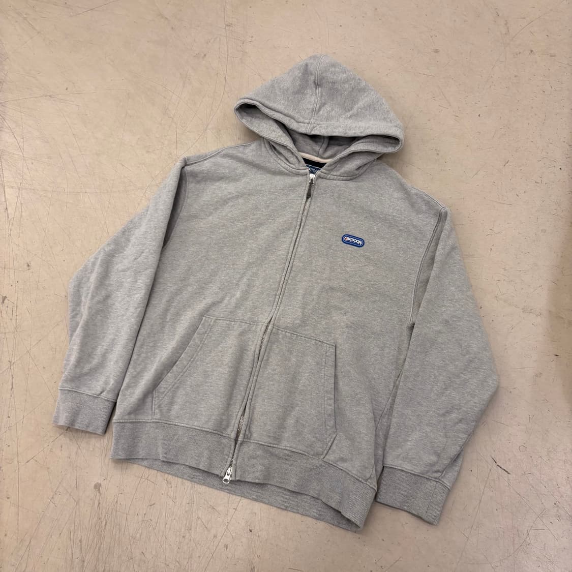 아웃도어프로덕츠 빅로고 그레이 후드집업 상품이미지2