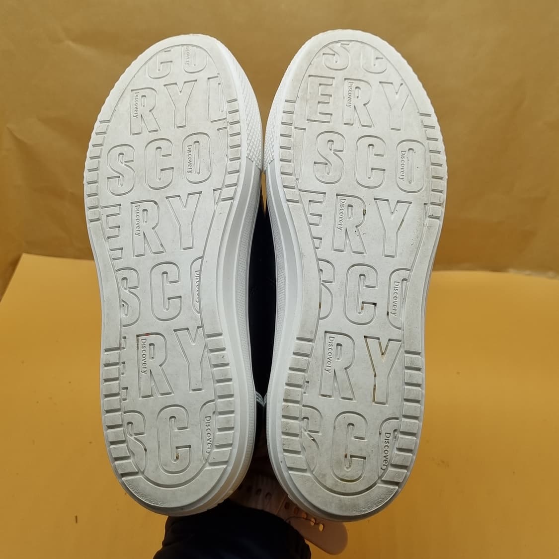 디스커버리 블리레더 스니커즈250 상품이미지3