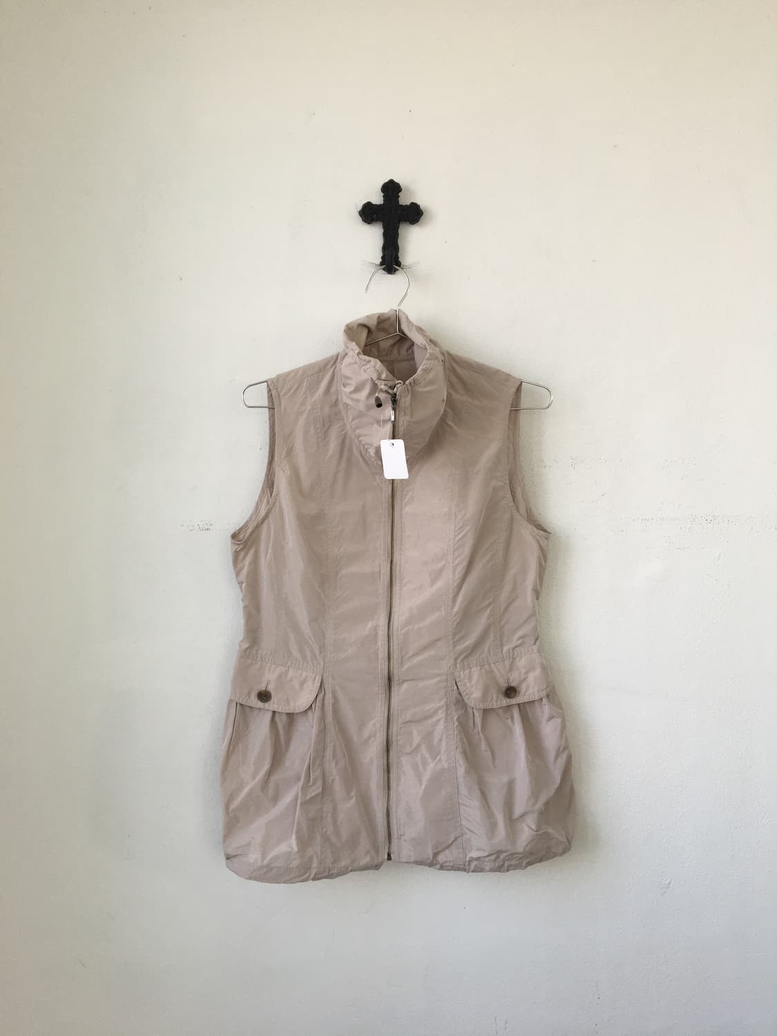 High neck glossy vest 상품이미지2