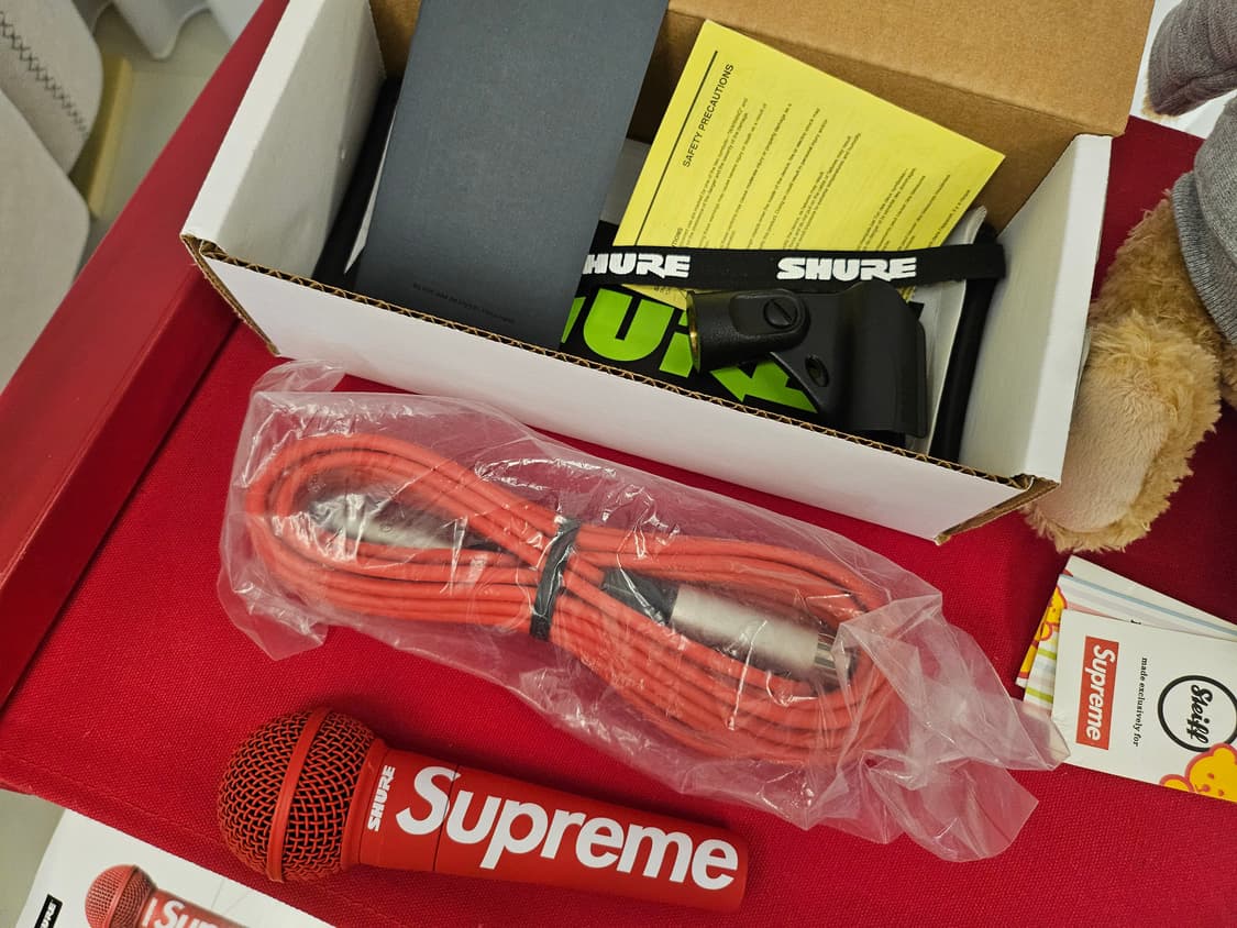 슈프림 슈어 보컬마이크 상품이미지3