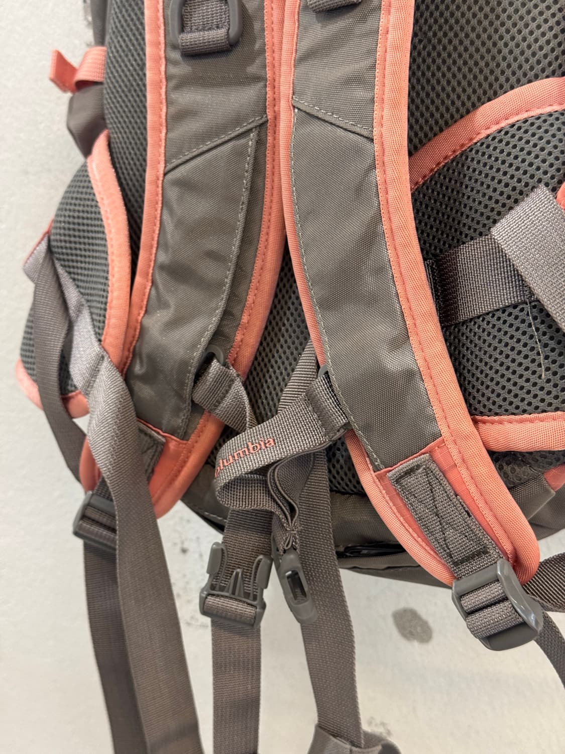 Columbia Outdoor Backpack 상품이미지5