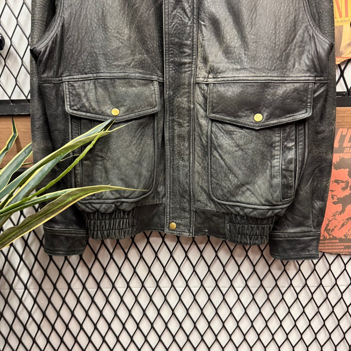 빈티지 양가죽 클래식 블루종 레더 자켓 투포켓 디테일 블랙 상품이미지4