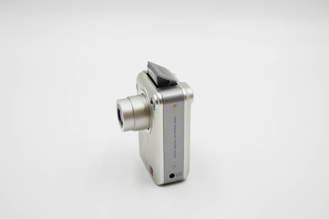 Fujifilm FinePix F601 (후지필름 파인픽스 F601) 상품이미지4