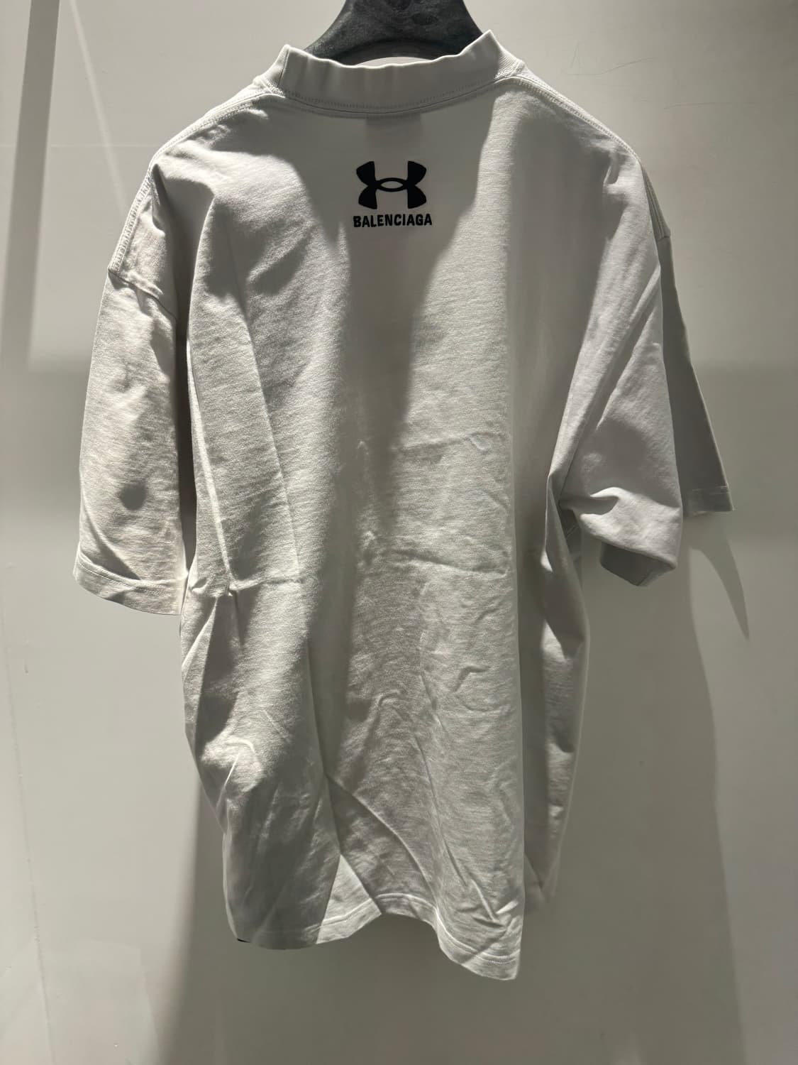 발렌시아가 언더아머 오버사이즈 로고 반팔티  상품이미지1