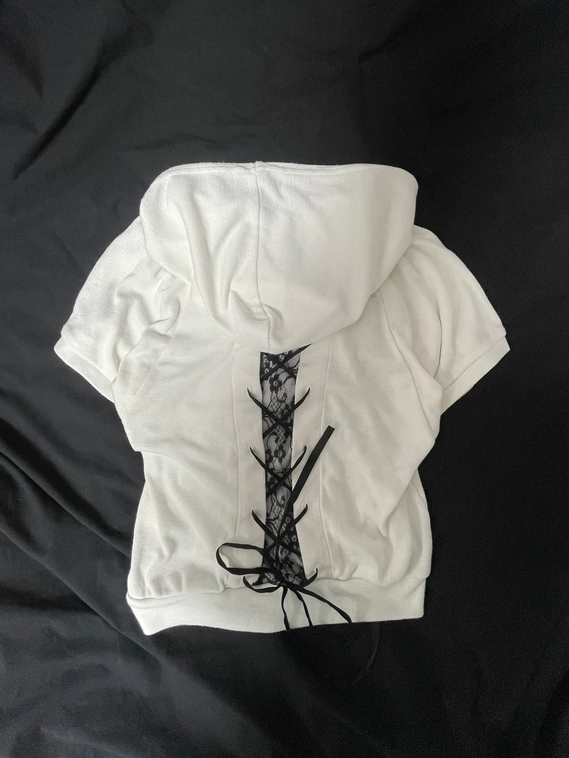 코르셋 레이스 디자인 반팔 후드집업 상품이미지1