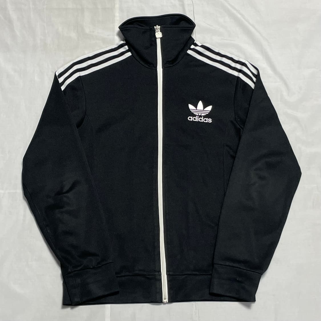 M 아디다스 유로파 블랙 트랙탑 상품이미지2