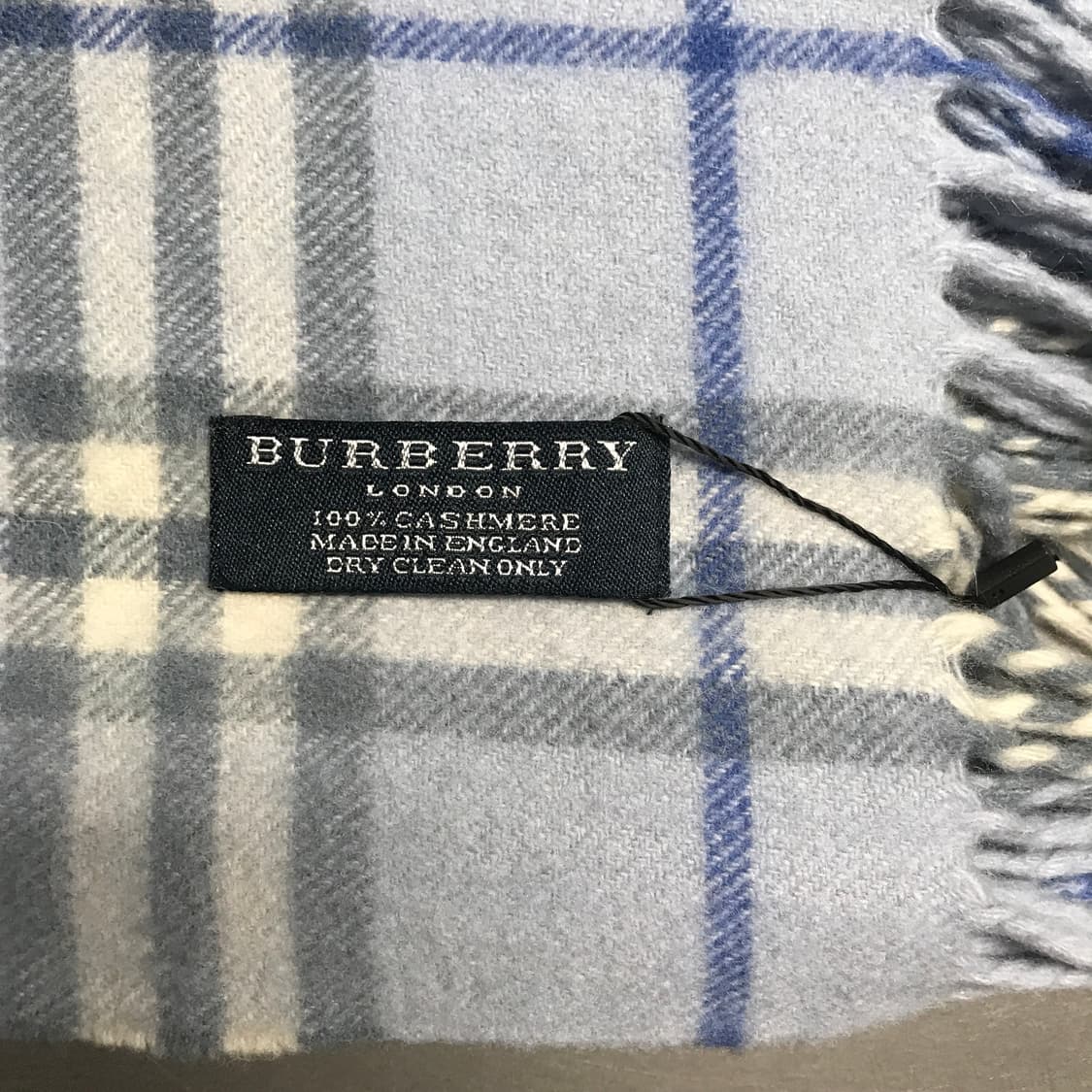 버버리 정품 램스울 머플러 스카이블루 상품이미지4