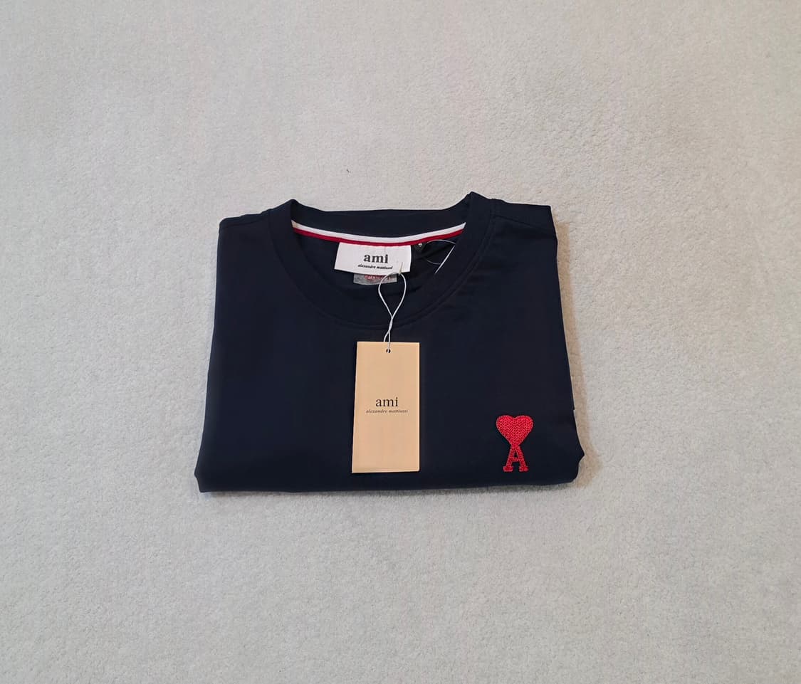 (새상품) AMI 아미 반팔티 기본티 상품이미지5