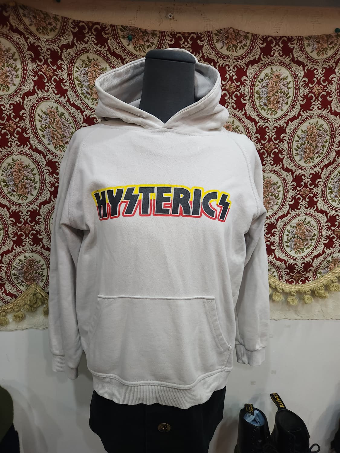 히스테릭글래머 00s 빅로고 후드티

 상품이미지1