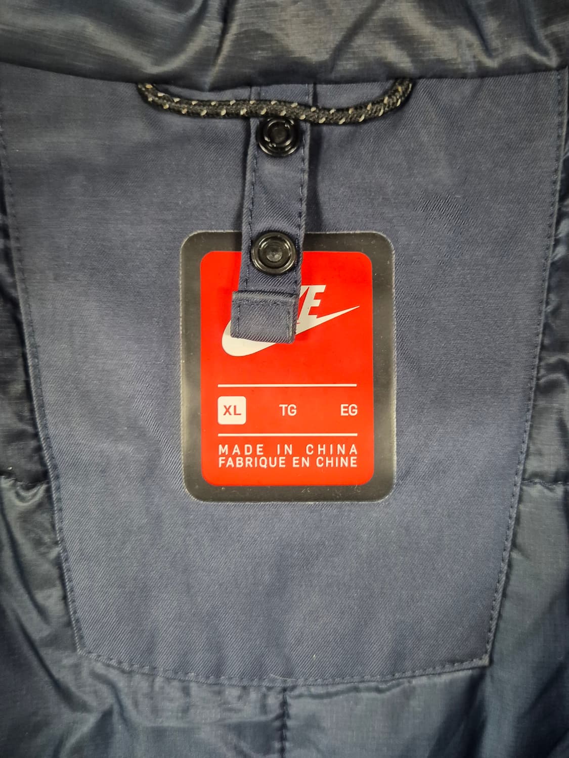 NIKE 패딩 상품이미지2