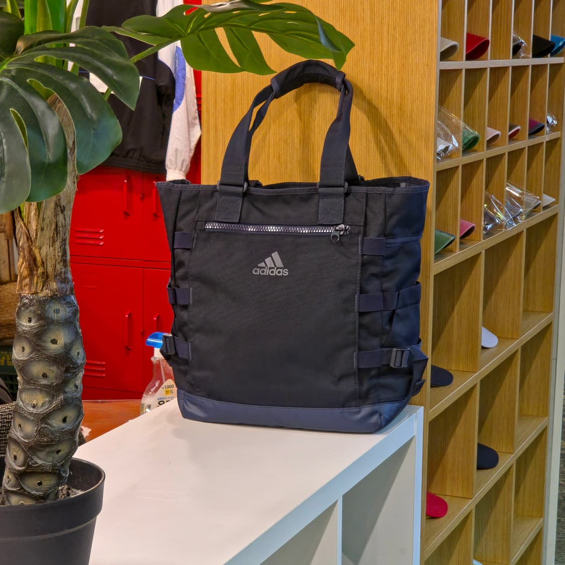 아디다스 카카와신지xANA 토트백 상품이미지1