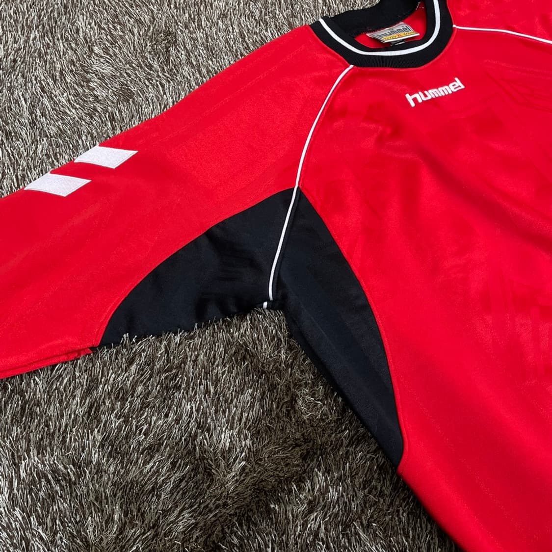 험멜 Hummel 레드 배색 라글란 맨투맨 XL 상품이미지6
