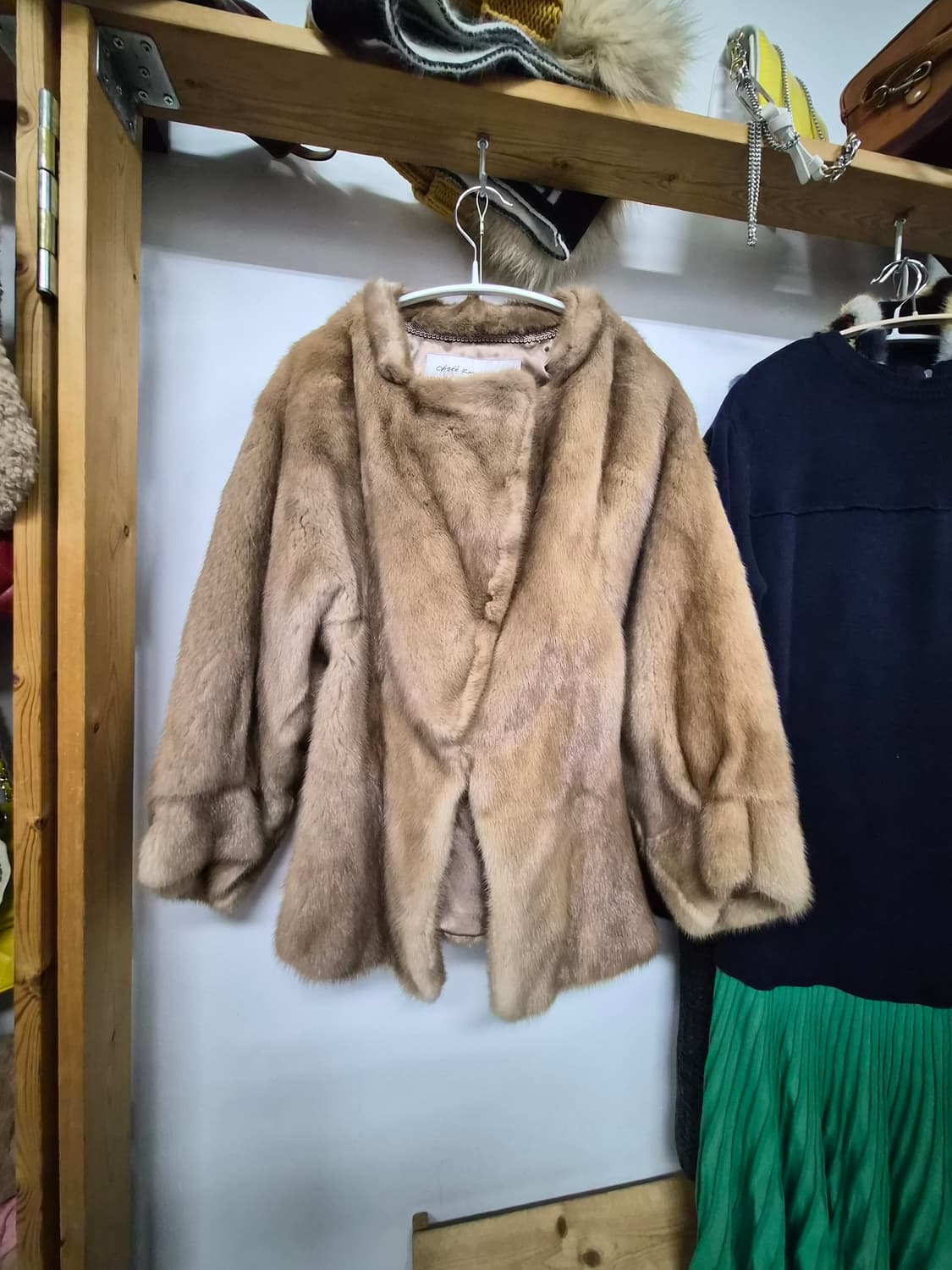 오브제 플래티넘 벌룬밍크자켓 상품이미지1