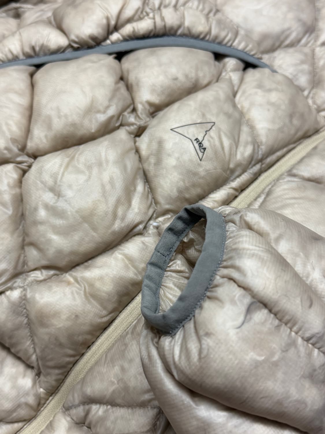 [L]로아하이킹 리이트 다운 자켓 패딩 경량 ROA 상품이미지3