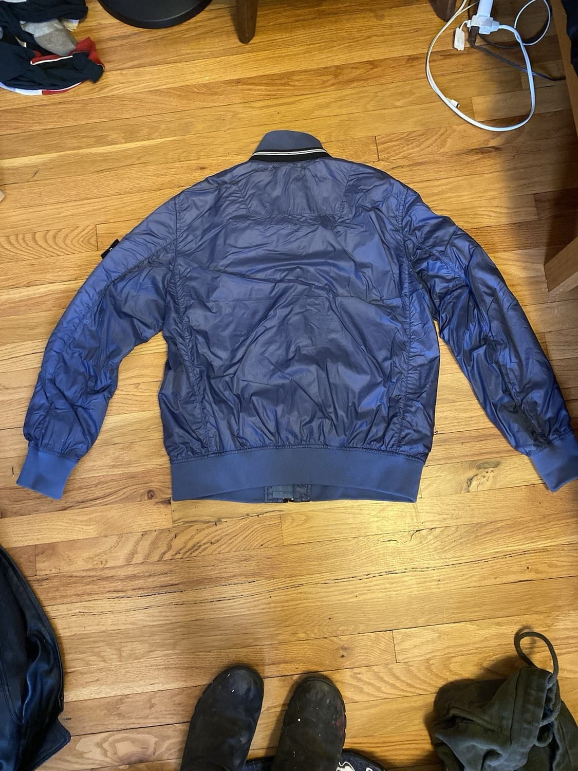 스톤아일랜드 나일론 봄버 자켓 네이비 상품이미지5