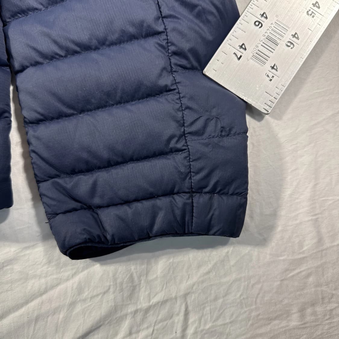 파타고니아 경량패딩 다크 네이비 상품이미지5
