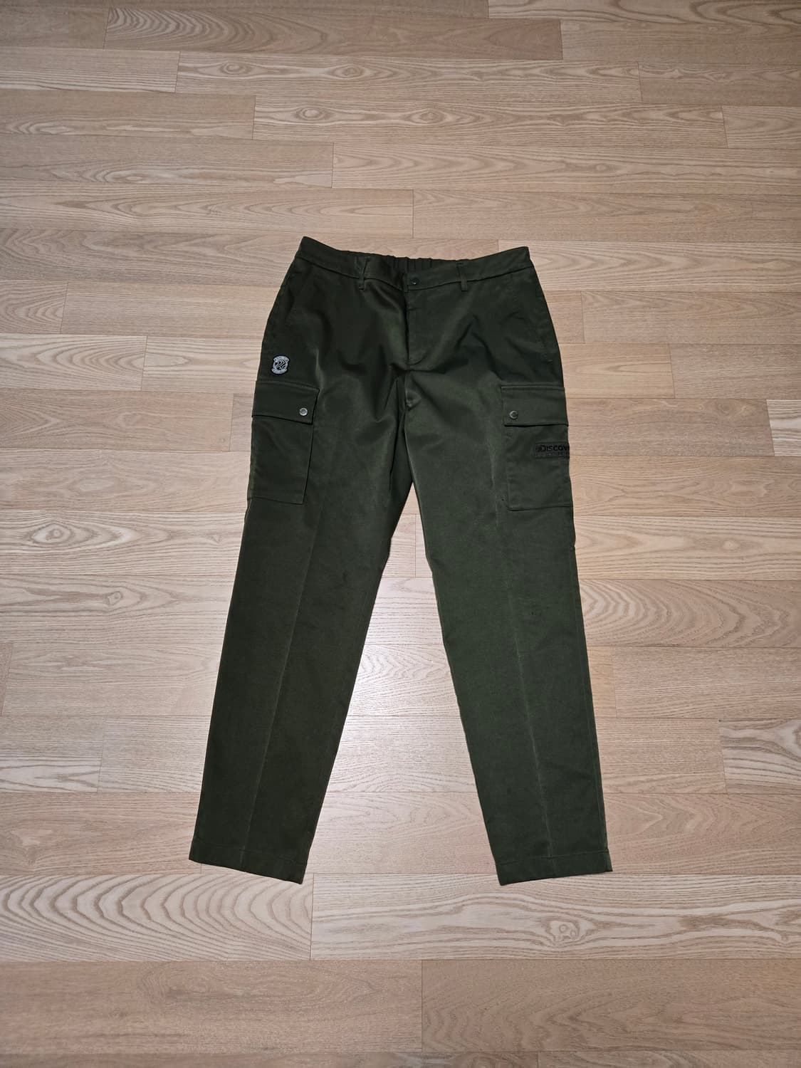 [34/86] 디스커버리 카고 남성 바지 상품이미지1