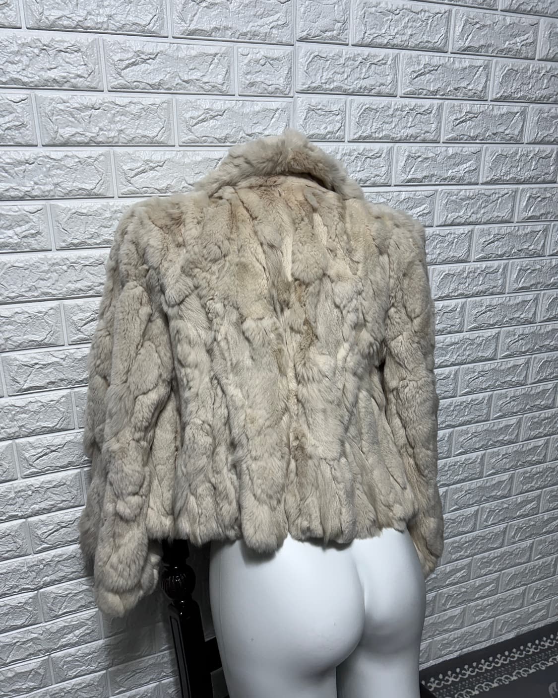 시슬리 래빗&고트 화이트 퍼 자켓 상품이미지5