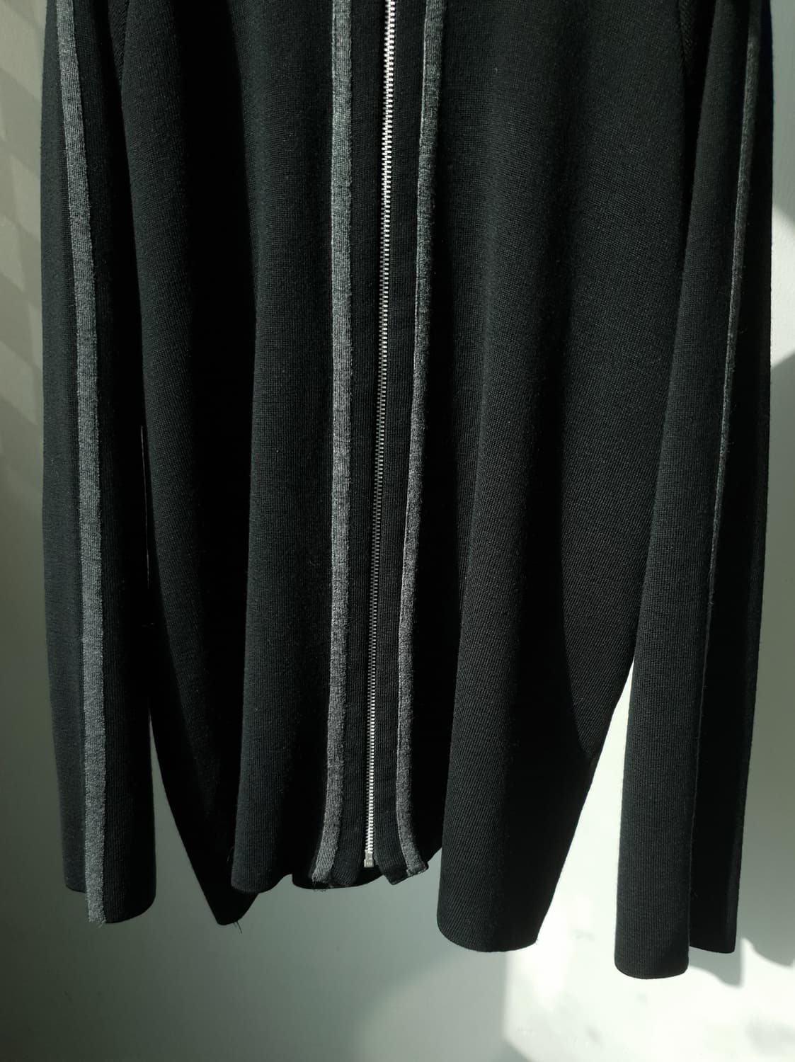 00s Y's Wool Zip-Up
by Yohji Yamamoto 상품이미지5