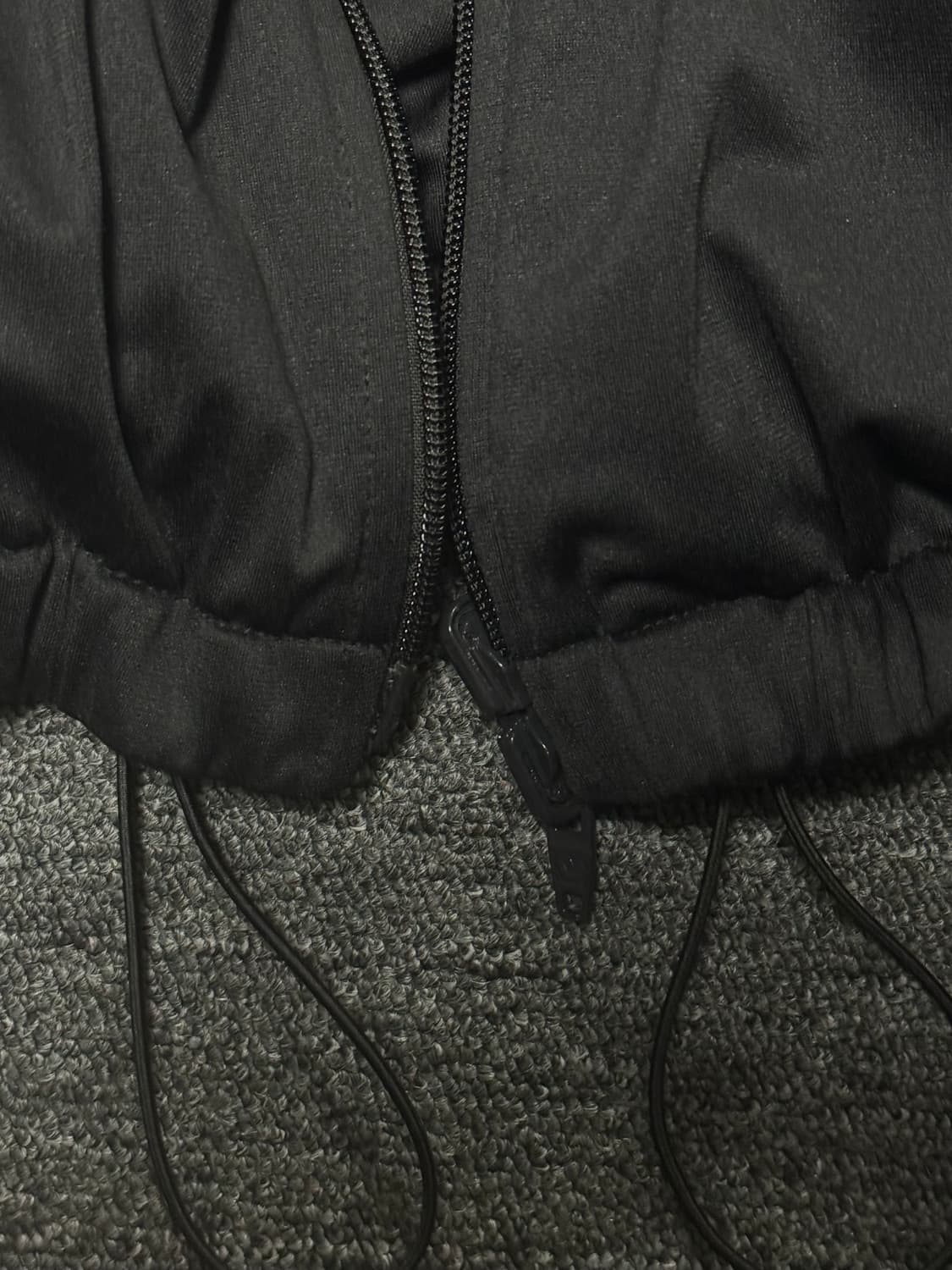 아디다스 Korn 콜라보 트랙탑 블랙 레드 판매합니다 콘 져지 트랙 상품이미지5