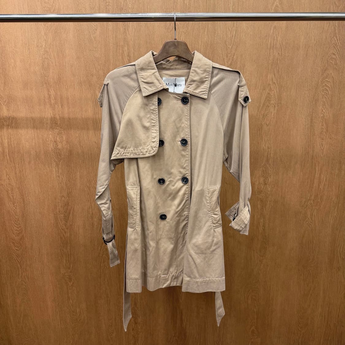 막스마라 트렌치 코트 더블 브레스트 견장 디테일 레귤러핏 베이지 상품이미지2