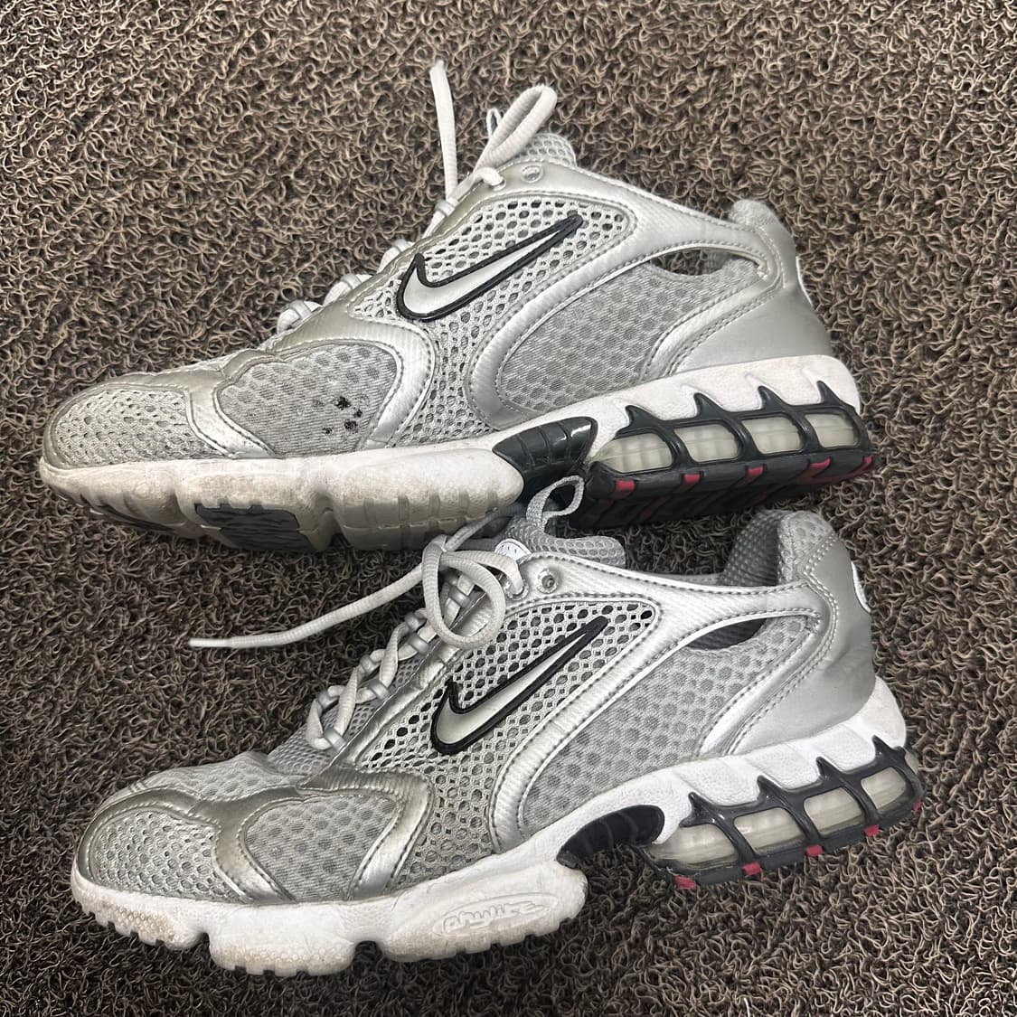 NIKE 나이키 에어 줌 스피리돈 케이지2 메탈릭 실버 265 상품이미지4