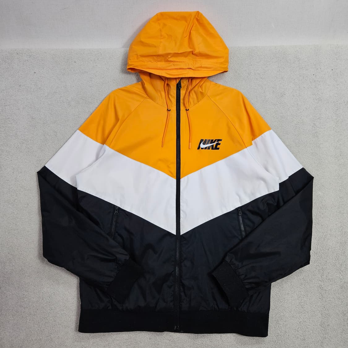 나이키 윈드러너 L 상품이미지1