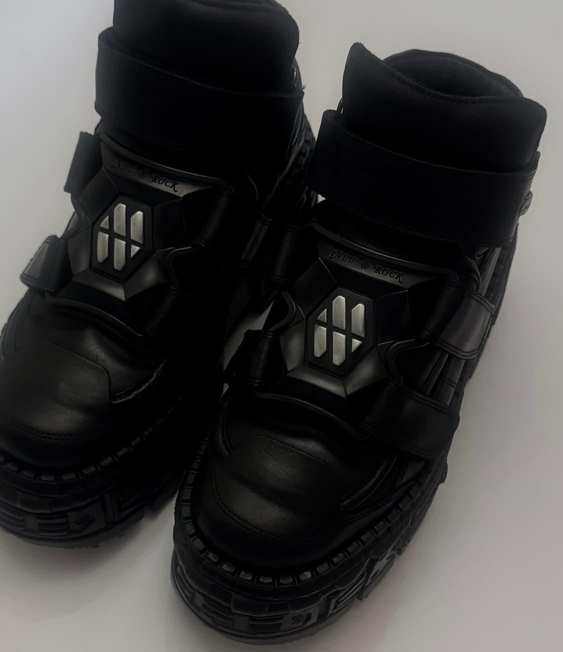 NEW ROCK   BLACK TANK  platform  m-wall 상품이미지2