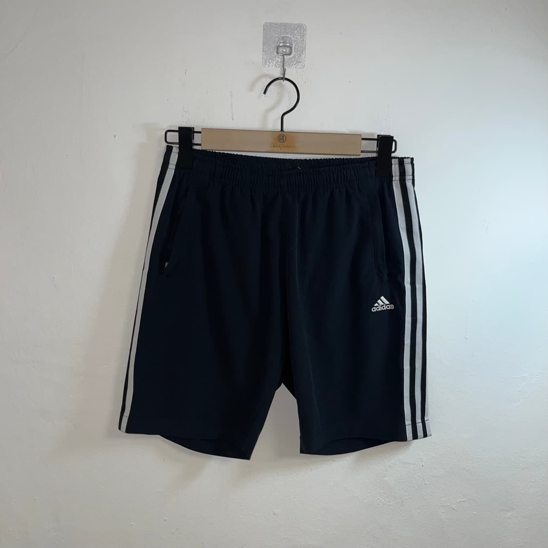 Adidas Black Firebird Track Shorts  상품이미지3