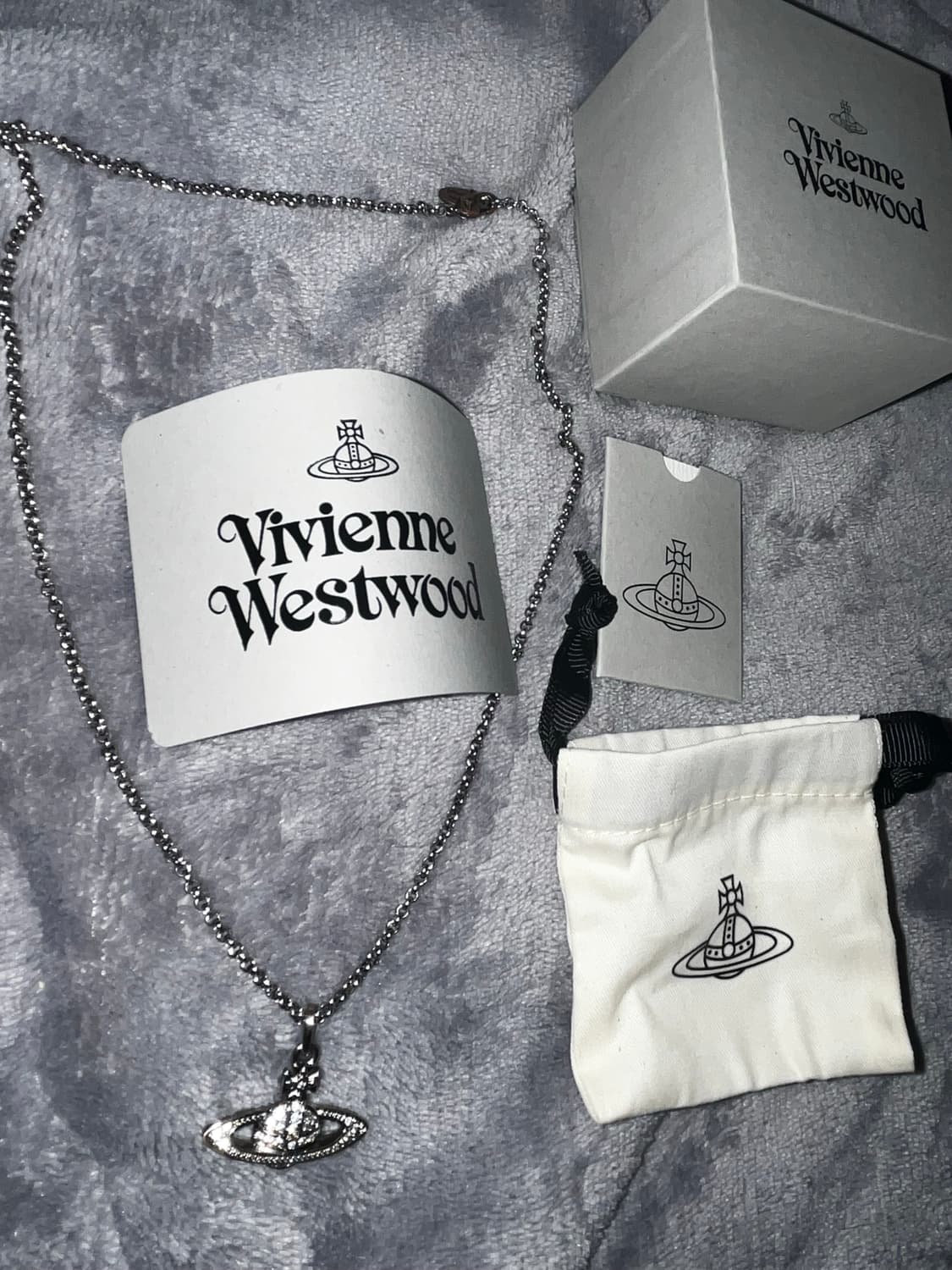 비비안웨스트우드 목걸이 정품 무료배송 상품이미지1