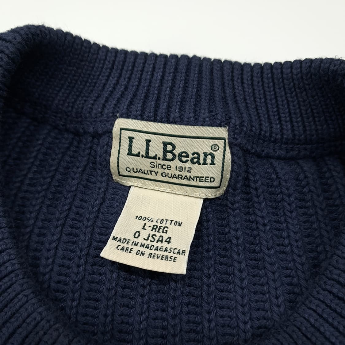CL101 L 엘엘빈 네이비 리브드 크루넥 니트 상품이미지3