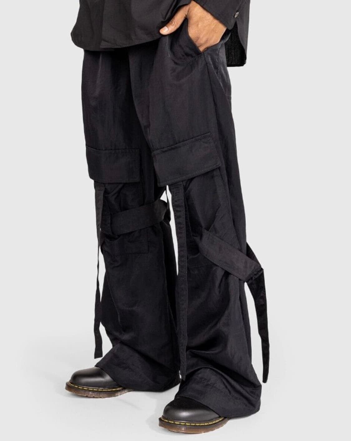 드리스반노튼 나일론 스트랩 팬츠 상품이미지1