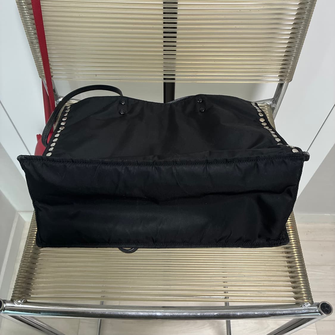 Prada Studded Nylon Etiquette Tote Black 상품이미지4