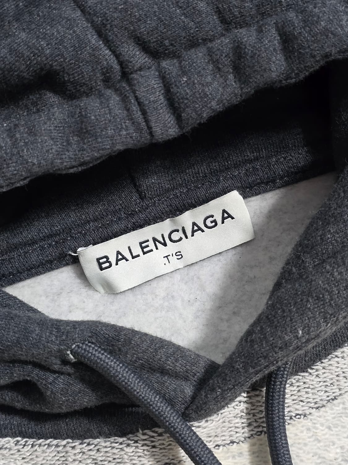 발렌시아가 Balenciaga 페이크 레더 테이핑 후드티셔츠 S사이즈 상품이미지8