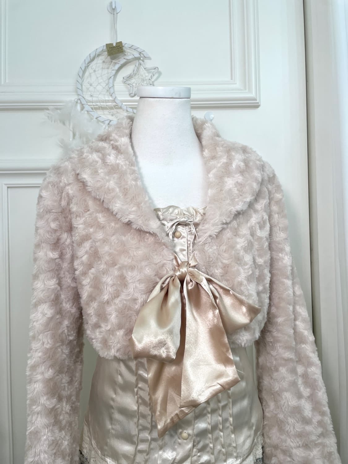 beige bow point collar mini fur jacket 상품이미지6