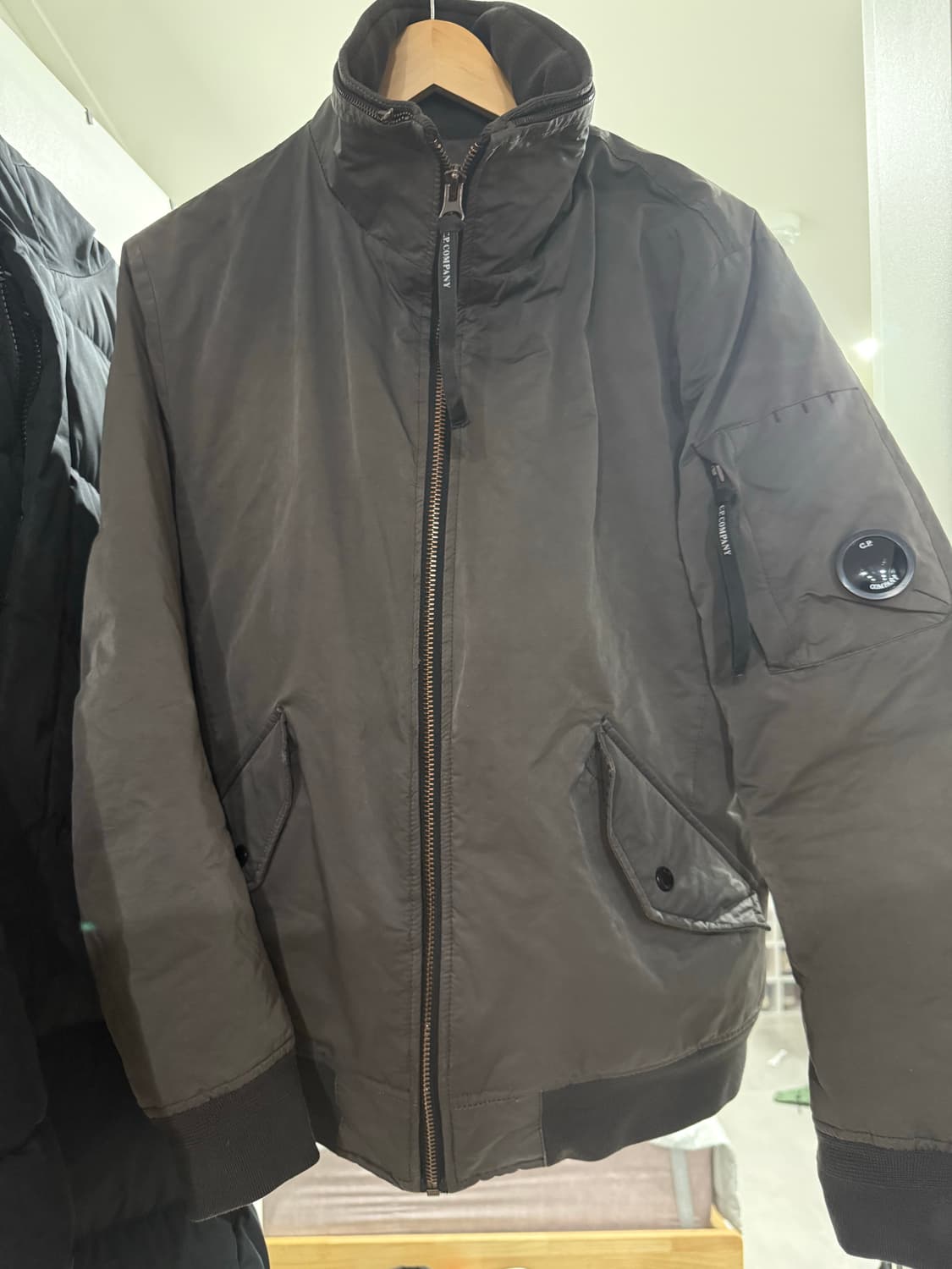 cp 컴퍼니 항공패딩 그레이 L사이즈 상품이미지1