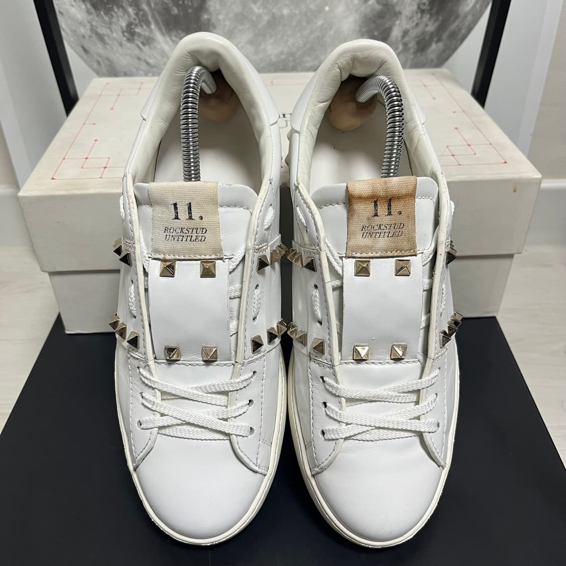 정품 41) 발렌티노 락스터드 스니커즈 265~270 상품이미지3