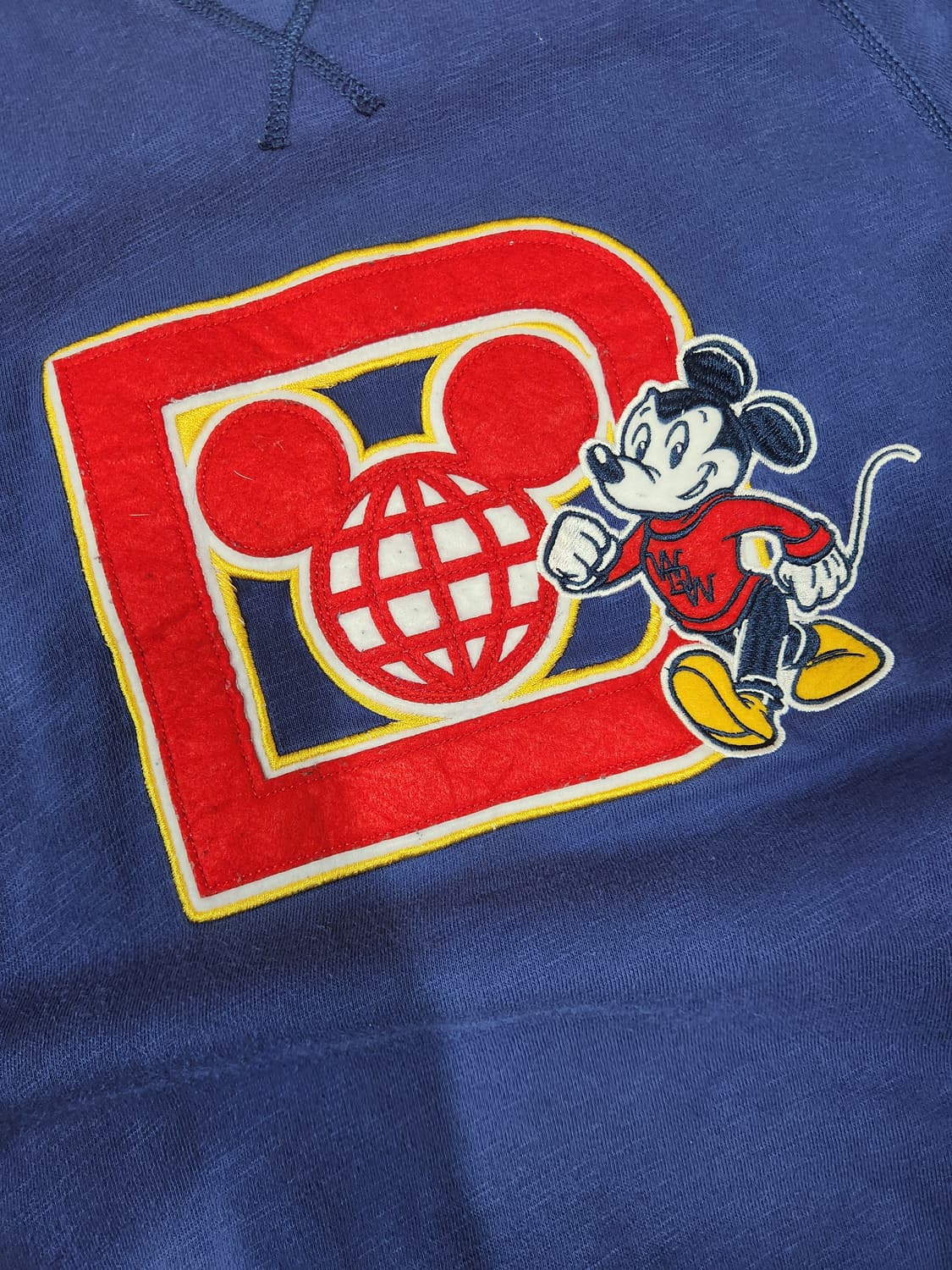 디즈니 원워싱 블루 맨투맨 티셔츠 상품이미지3